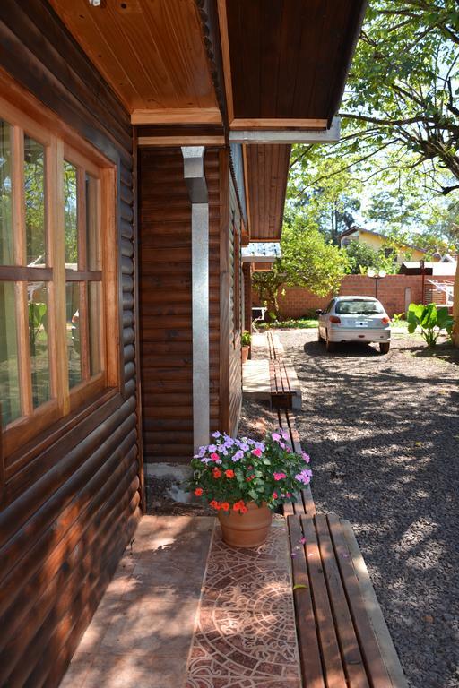 Nuova Villa Cabañas Puerto Iguazú Esterno foto